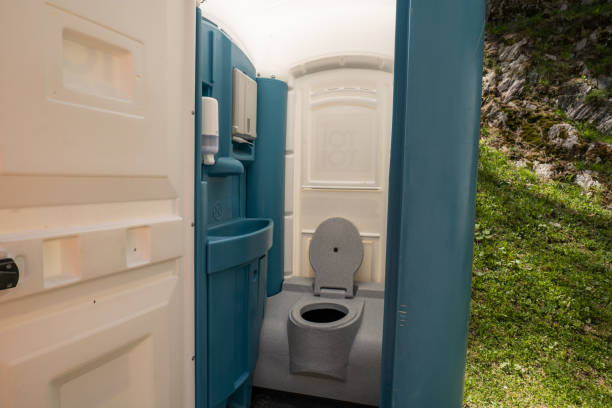 Best Construction site porta potty rental  in Westwood Lakes, FL